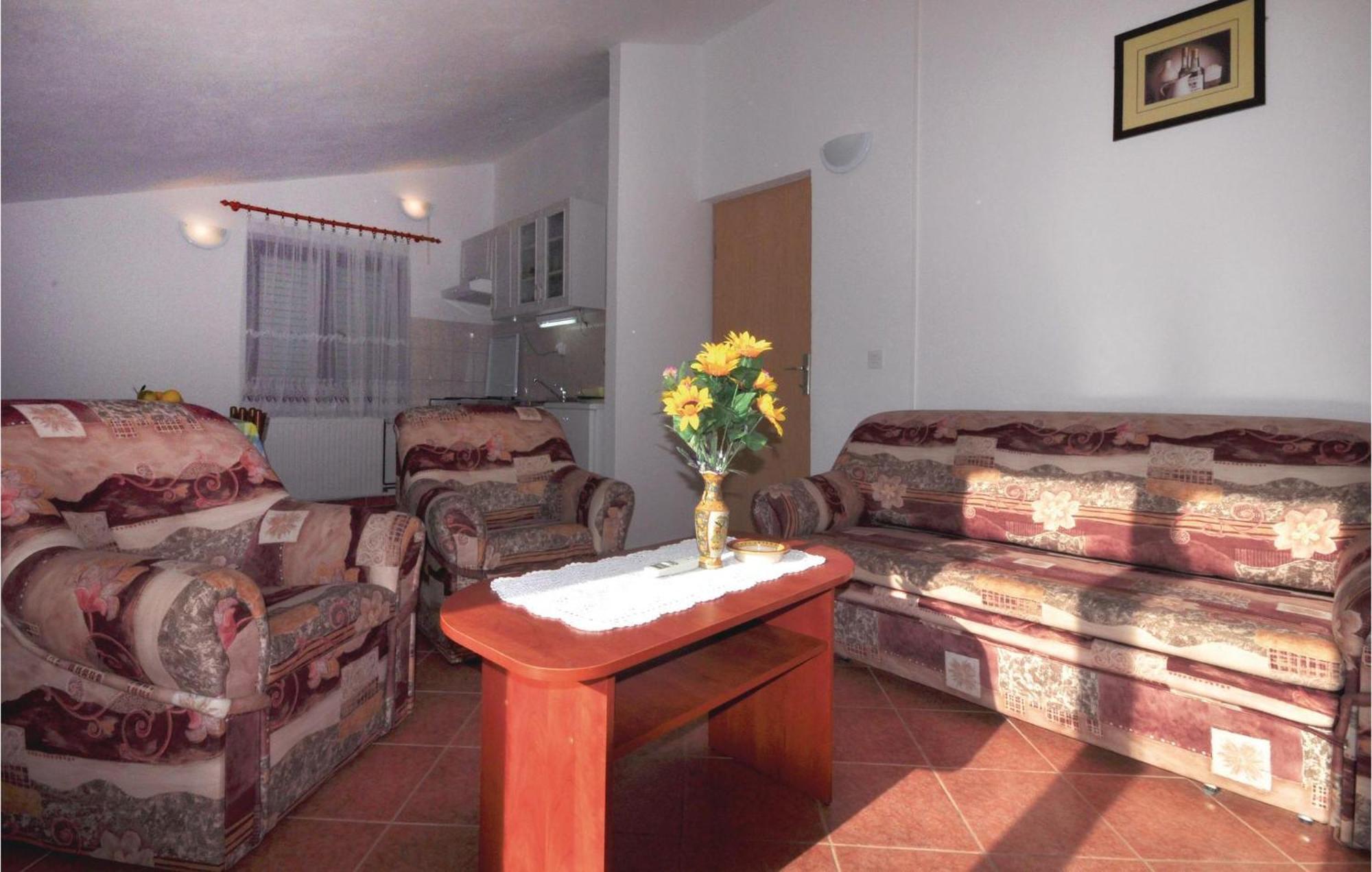 Amazing Apartment In Trogir With Kitchen Dış mekan fotoğraf